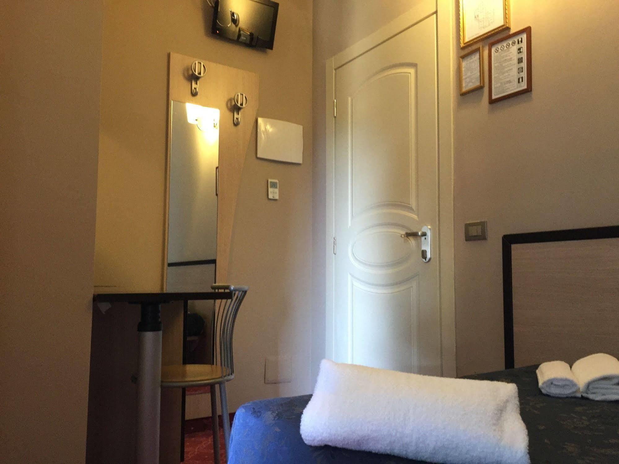 Miami Hotel 3*